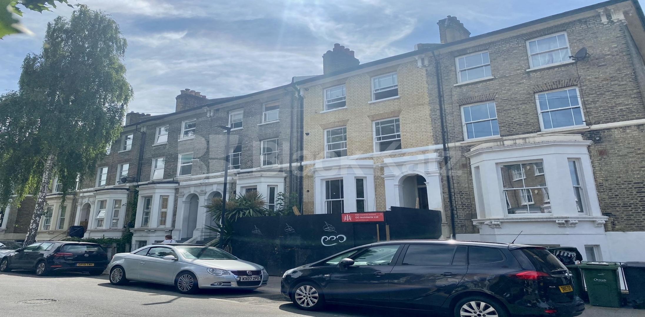 Stylish & contemporary, larger than average with underfloor heating  Flaxman Road , Loughborough Junction 